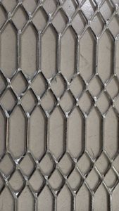רשת גותית Gothic Mesh 3.00x80x25mm