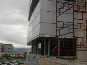 לוחות פח צבוע Airport City  אלומיניום צבוע 2.0 מ¨מ ספק - OTEFAL - ITALY, ביצוע - מידד